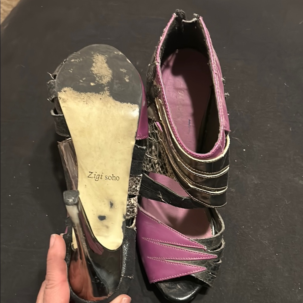 Zigi Soho Purple and Black Strappy Heels